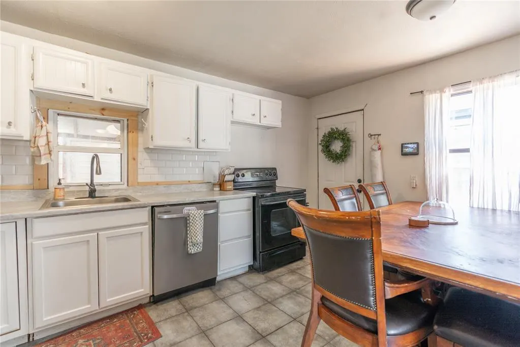 Photo 8 — 548 E Northrup Drive, Oklahoma City, OK 73110