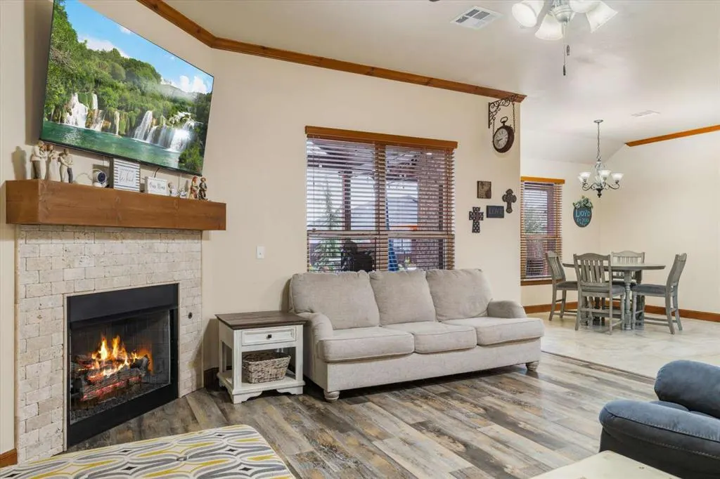 Photo 9 — 371 Bailey Street, Blanchard, OK 73010