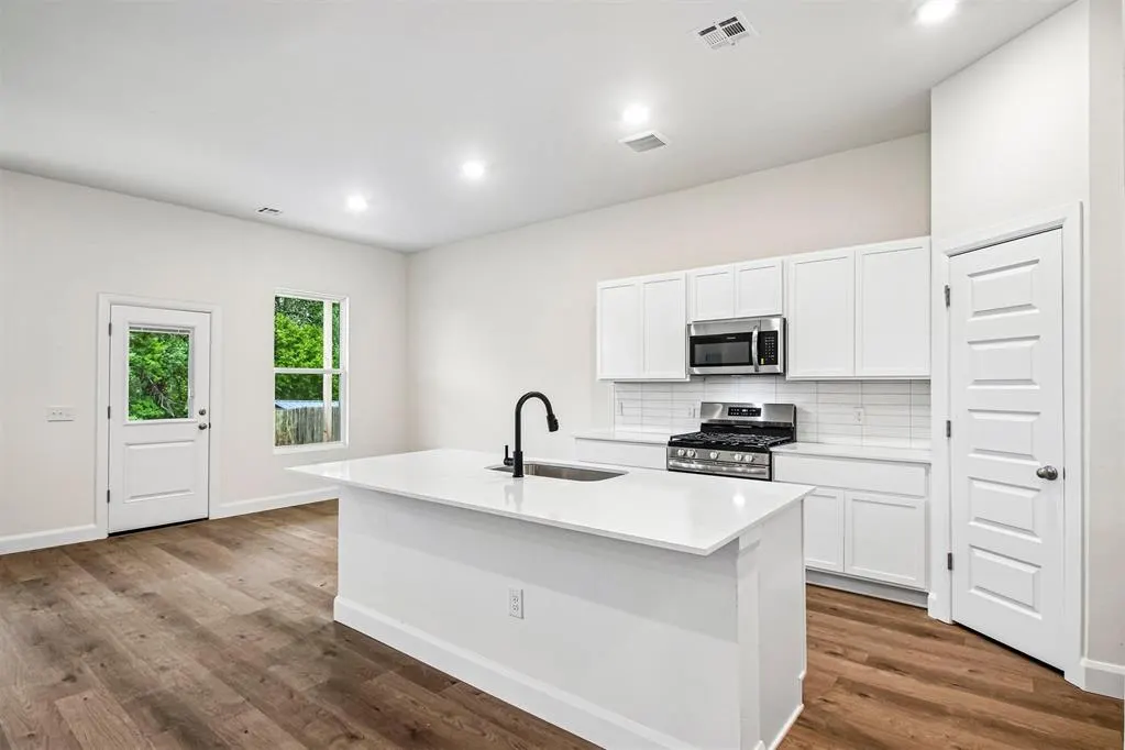 Photo 8 — 3404 Hickorystick Drive, Chickasha, OK 73018
