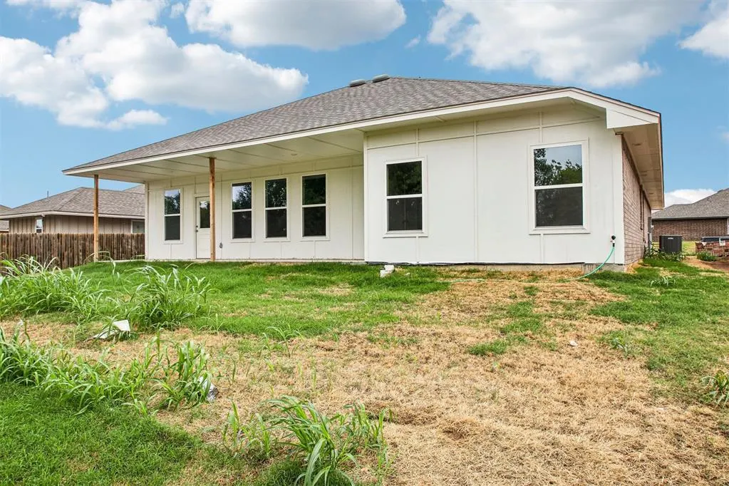 Photo 36 — 3404 Hickorystick Drive, Chickasha, OK 73018