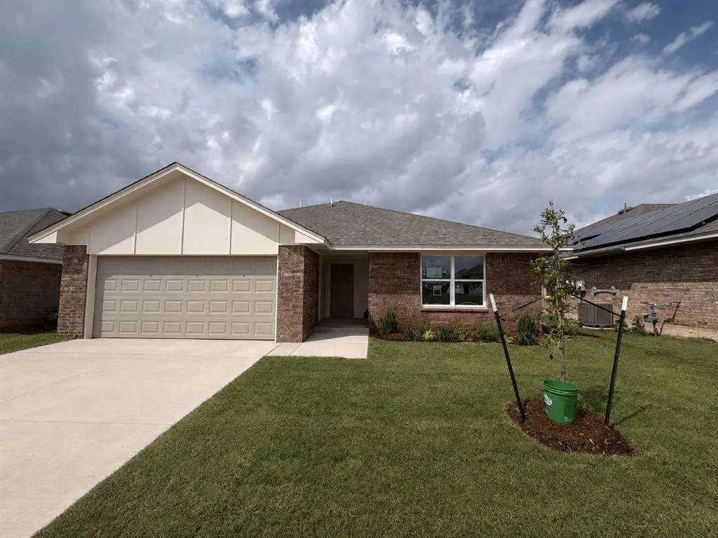 Front exterior — 2305 SE 89th Terrace, Oklahoma City, OK 73160