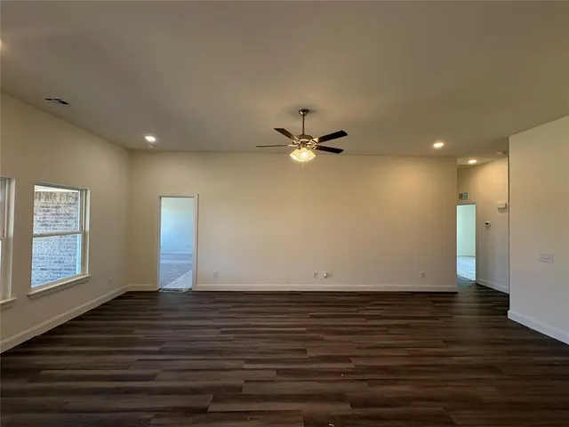 Photo 2 — 2305 SE 89th Terrace, Oklahoma City, OK 73160