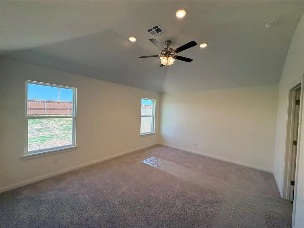 Photo 5 — 2305 SE 89th Terrace, Oklahoma City, OK 73160