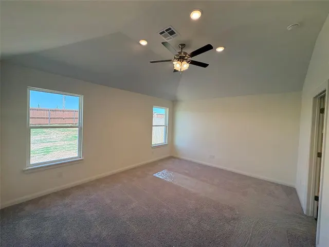 Photo 5 — 2305 SE 89th Terrace, Oklahoma City, OK 73160