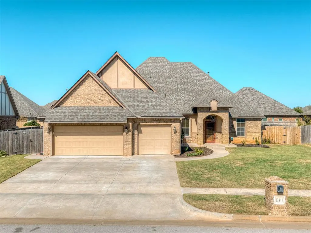 Photo 2 — 13317 NW 4th Street, Yukon, OK 73099