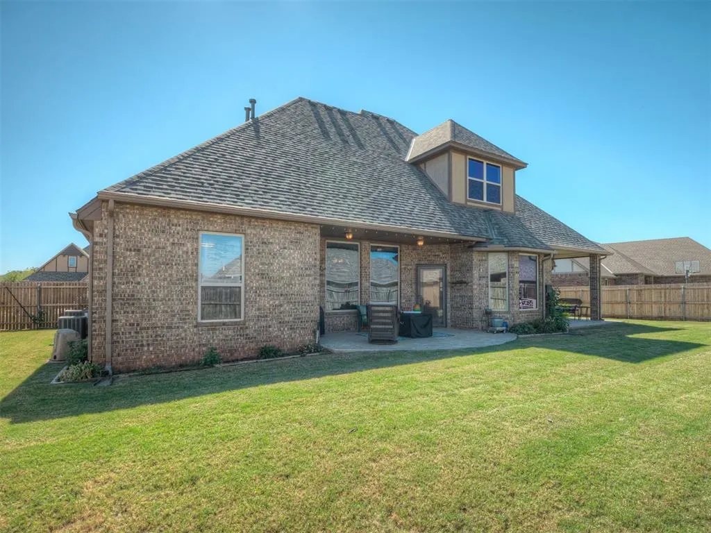 Photo 43 — 13317 NW 4th Street, Yukon, OK 73099