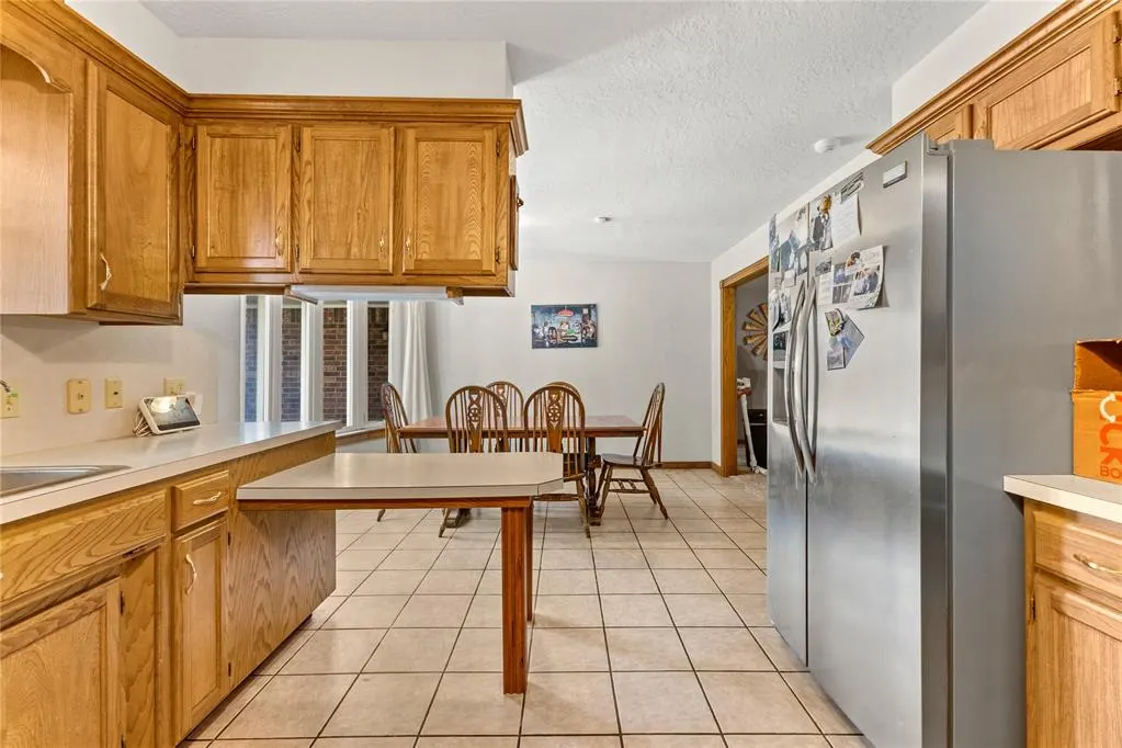 Photo 7 — 2301 Berry Avenue, Weatherford, OK 73096
