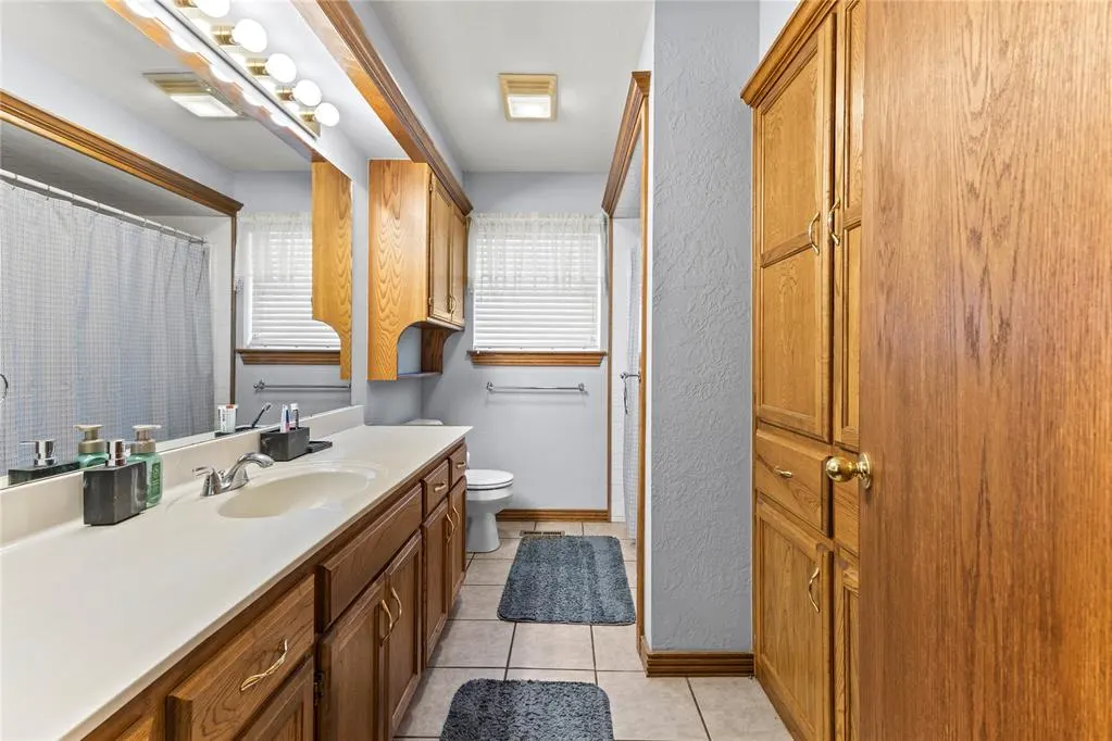 Photo 20 — 2301 Berry Avenue, Weatherford, OK 73096