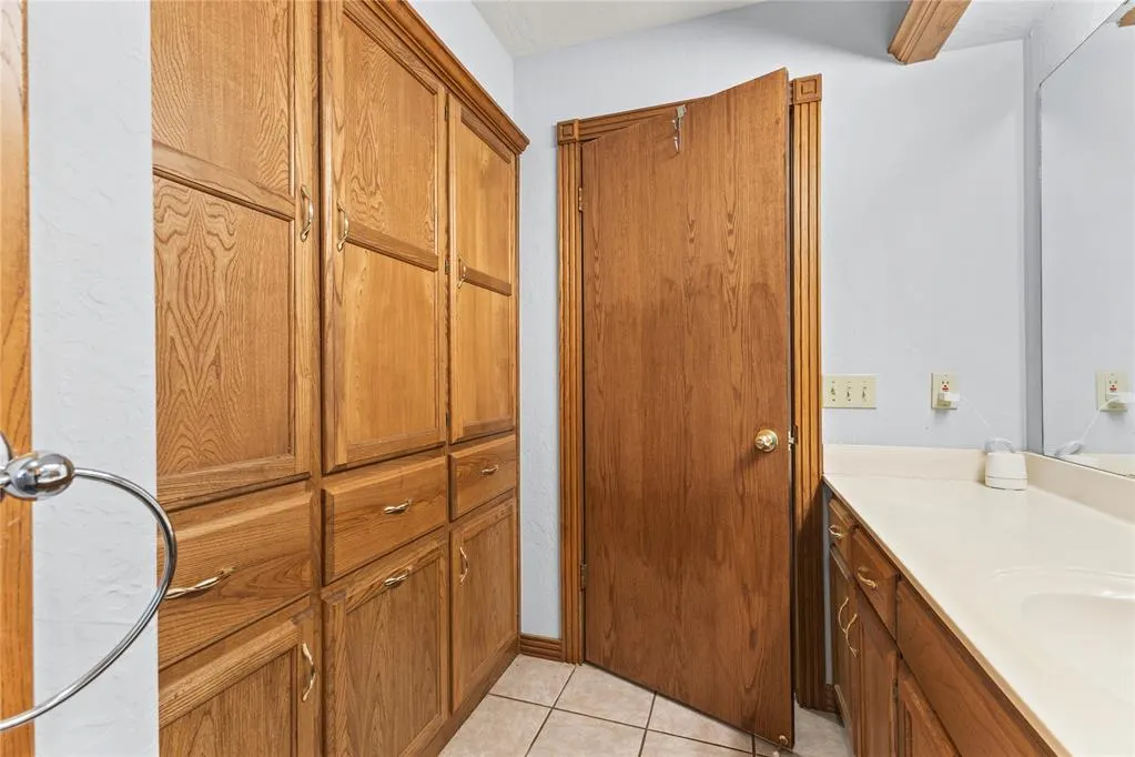 Photo 21 — 2301 Berry Avenue, Weatherford, OK 73096
