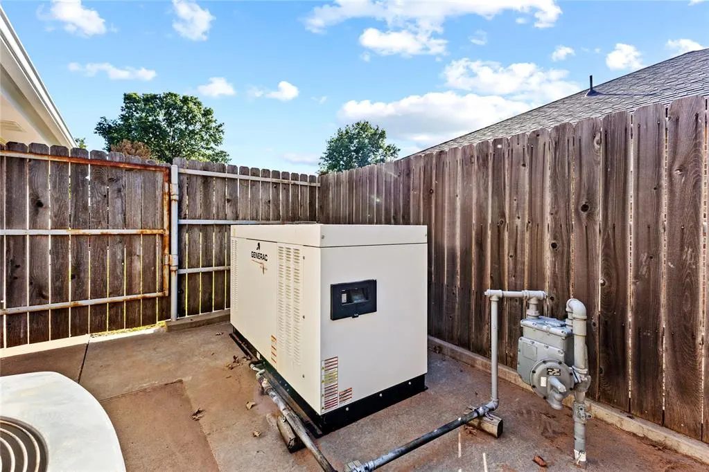 Photo 34 — 2301 Berry Avenue, Weatherford, OK 73096