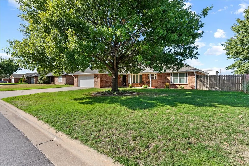 Photo 36 — 2301 Berry Avenue, Weatherford, OK 73096