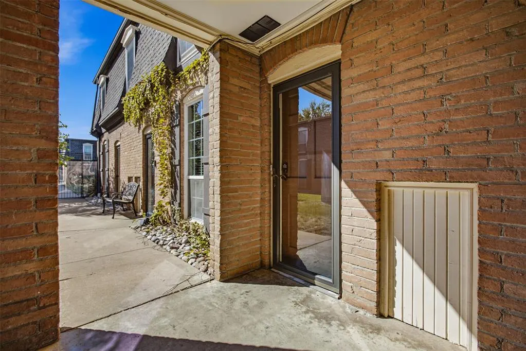 Photo 3 — 6100 N Brookline Avenue 3, Oklahoma City, OK 73112