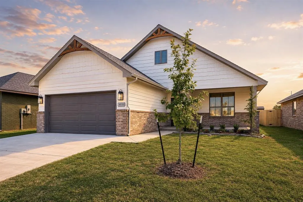 Front exterior — 4116 Overlook Pass, Edmond, OK 73025