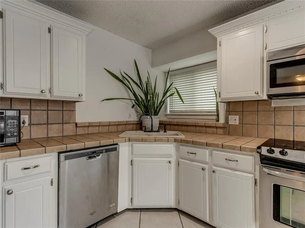 Photo 9 — 8001 NW 113th Street, Oklahoma City, OK 73162