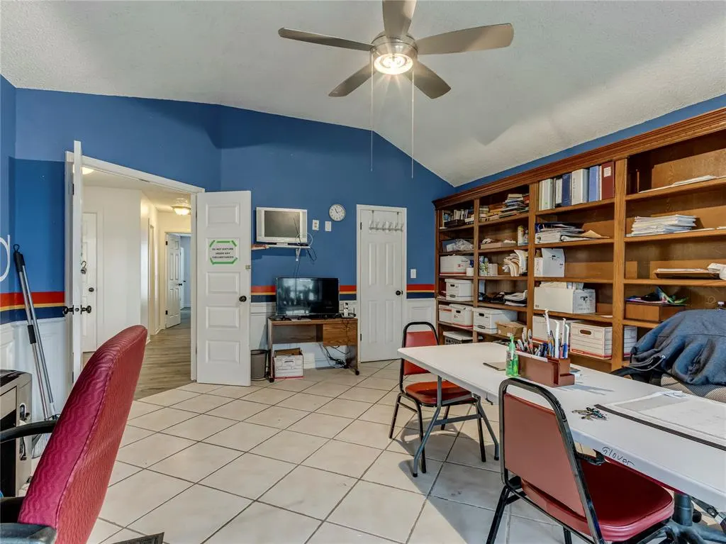 Photo 12 — 8001 NW 113th Street, Oklahoma City, OK 73162