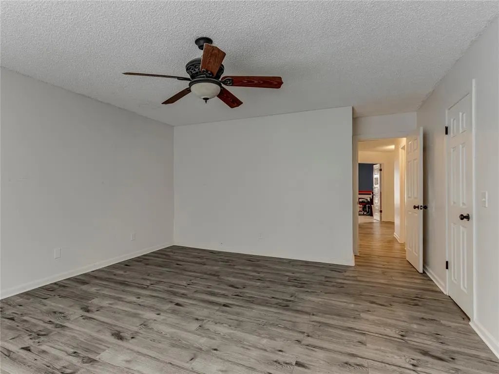 Photo 14 — 8001 NW 113th Street, Oklahoma City, OK 73162
