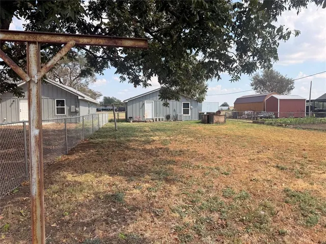 Photo 3 — 708 S Sheppard Street, Chickasha, OK 73018