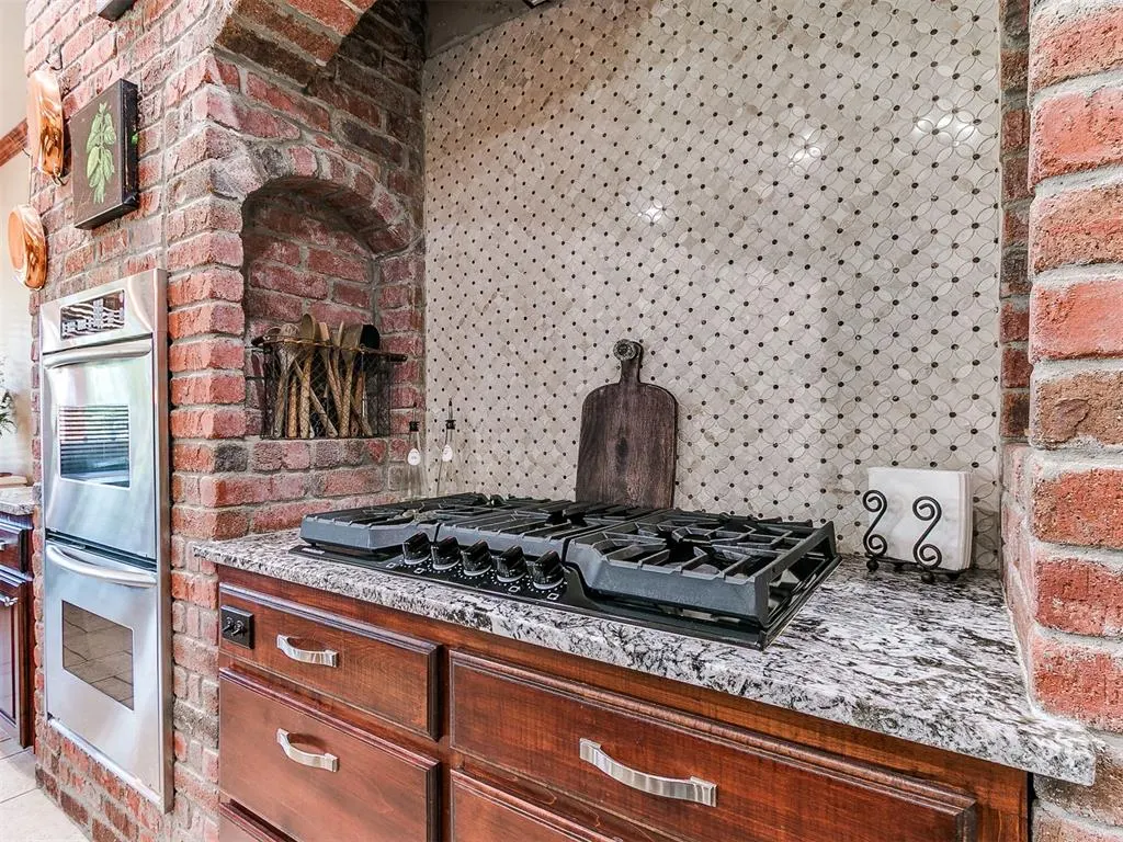 Photo 8 — 12600 SW 58th Street, Mustang, OK 73064