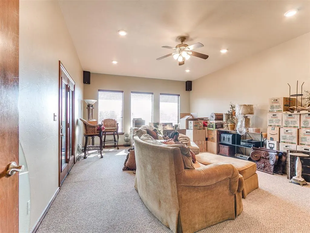 Photo 9 — 12600 SW 58th Street, Mustang, OK 73064
