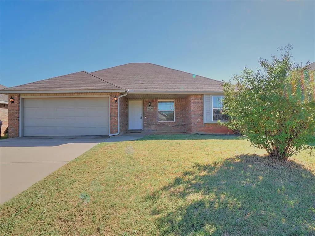 Front exterior — 11920 NW 136th Terrace, Piedmont, OK 73078