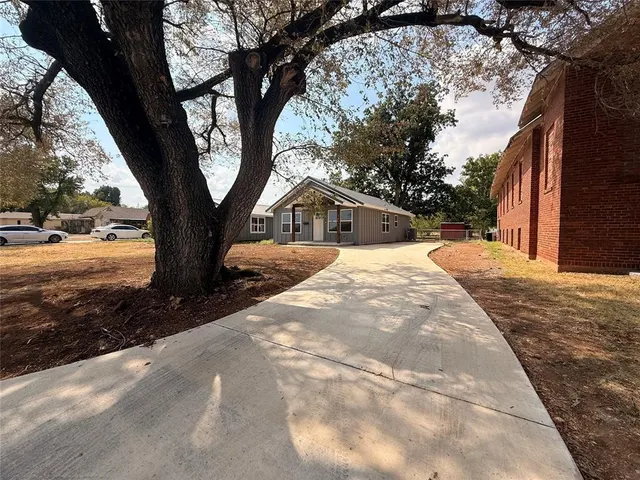 Photo 4 — 706 S Sheppard Street, Chickasha, OK 73018