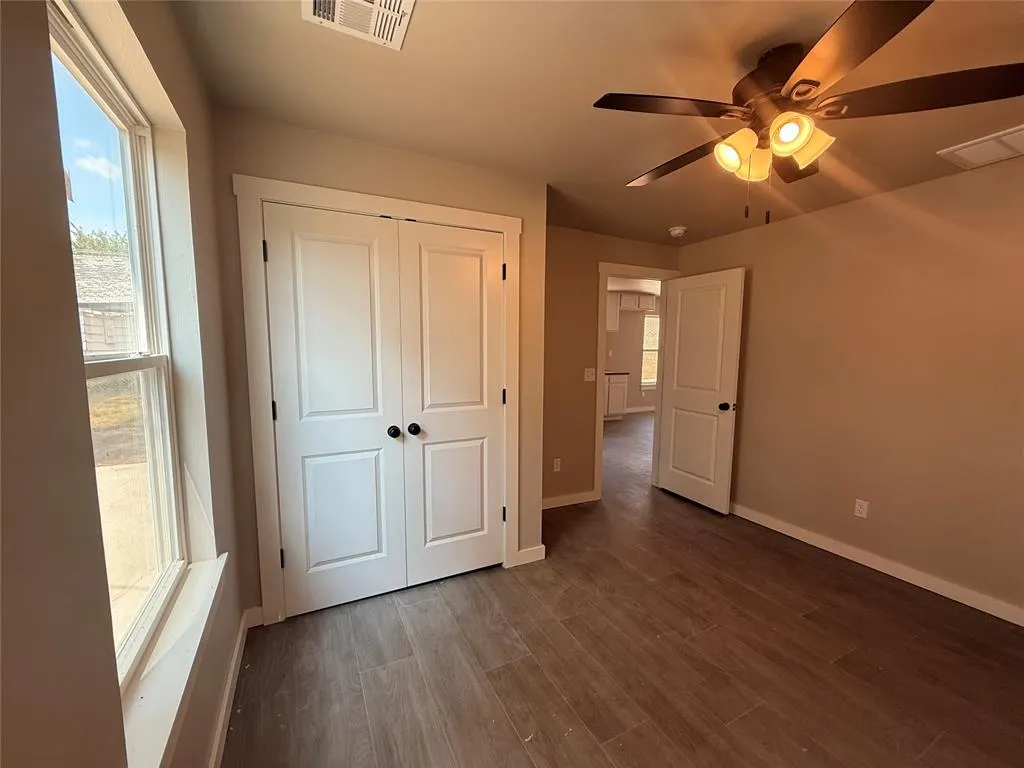 Photo 9 — 706 S Sheppard Street, Chickasha, OK 73018