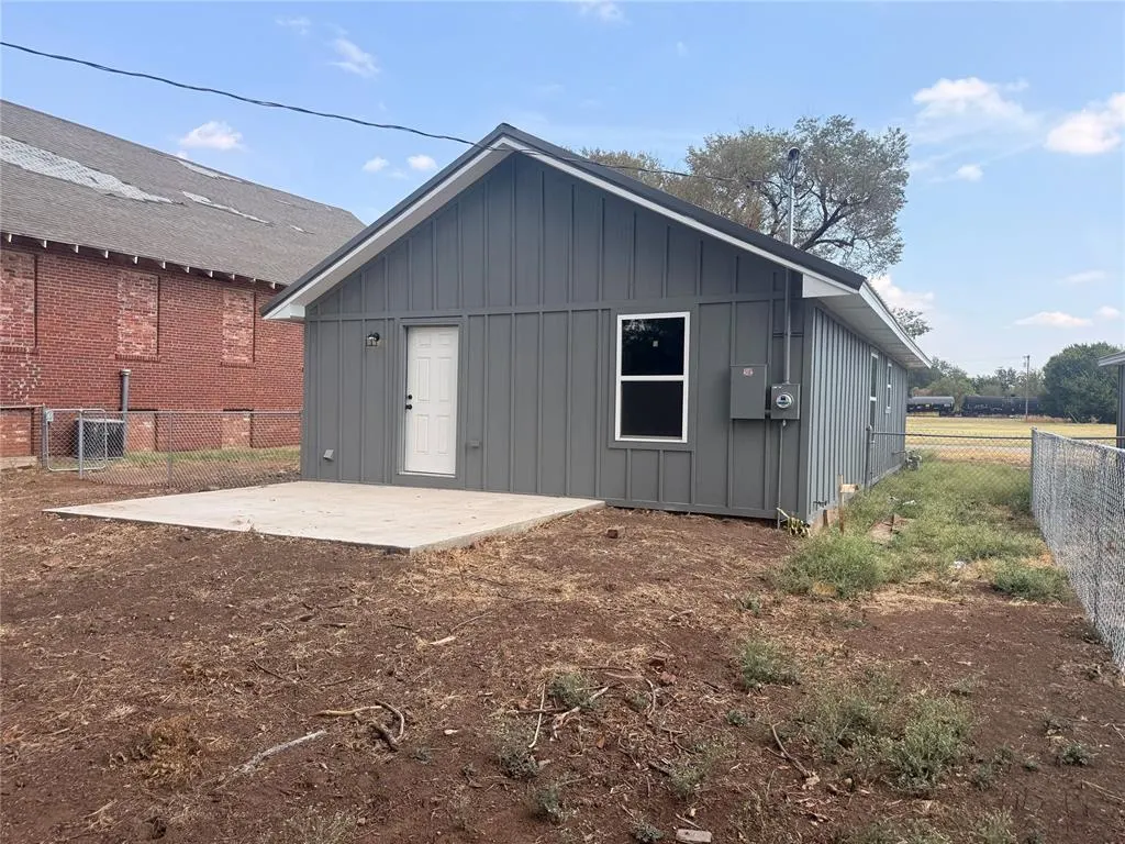 Photo 16 — 706 S Sheppard Street, Chickasha, OK 73018