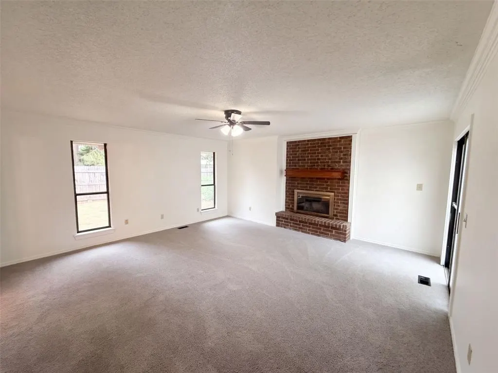 Photo 4 — 8405 NW 109th Street, Oklahoma City, OK 73162