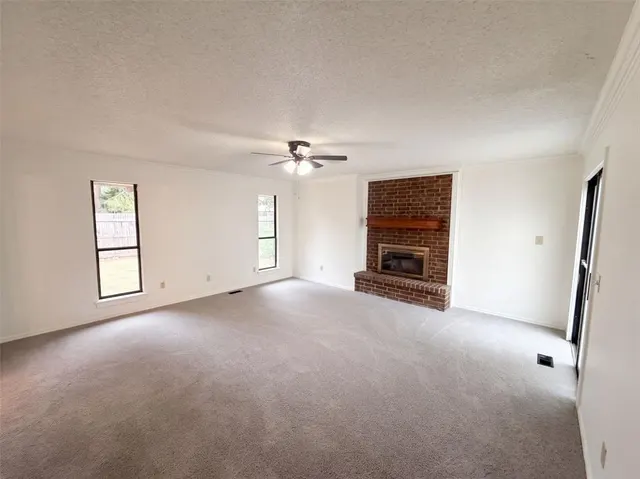 Photo 4 — 8405 NW 109th Street, Oklahoma City, OK 73162
