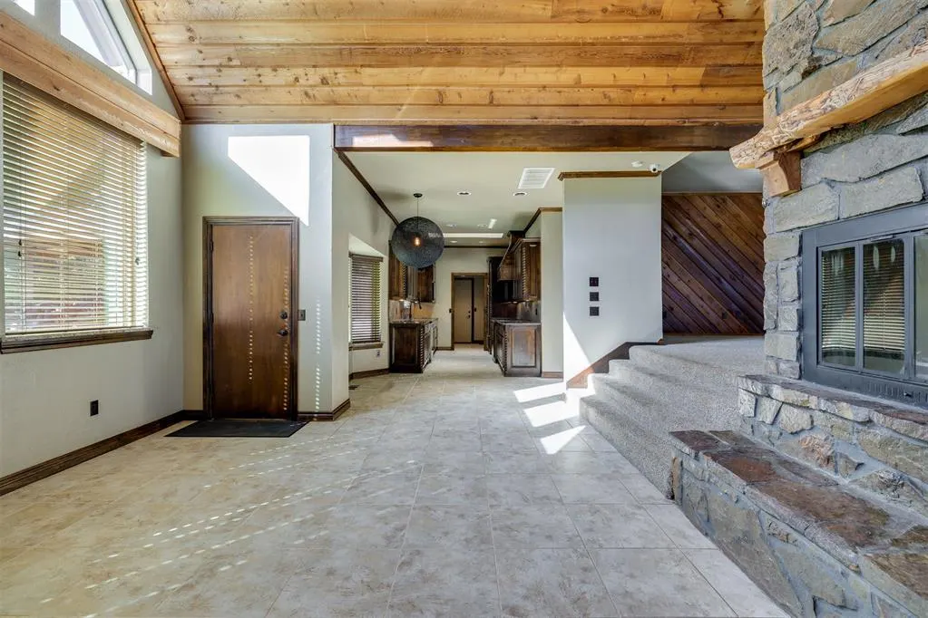 Photo 10 — 608 Woodlawn Drive, Yukon, OK 73099