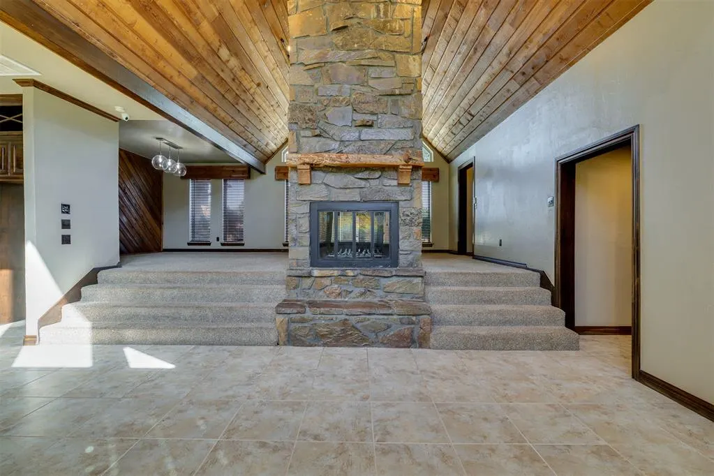 Photo 12 — 608 Woodlawn Drive, Yukon, OK 73099