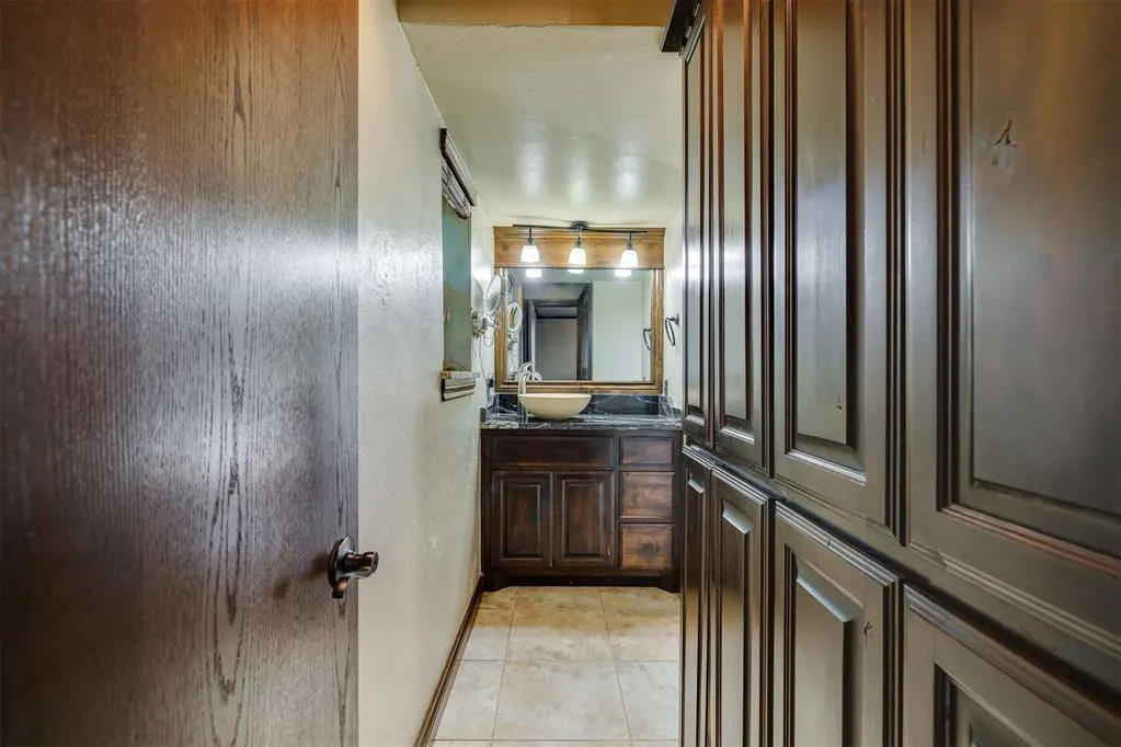 Photo 24 — 608 Woodlawn Drive, Yukon, OK 73099