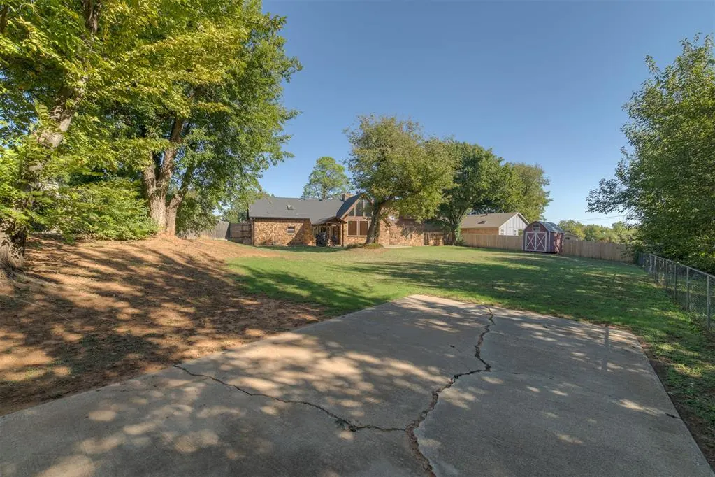 Photo 45 — 608 Woodlawn Drive, Yukon, OK 73099