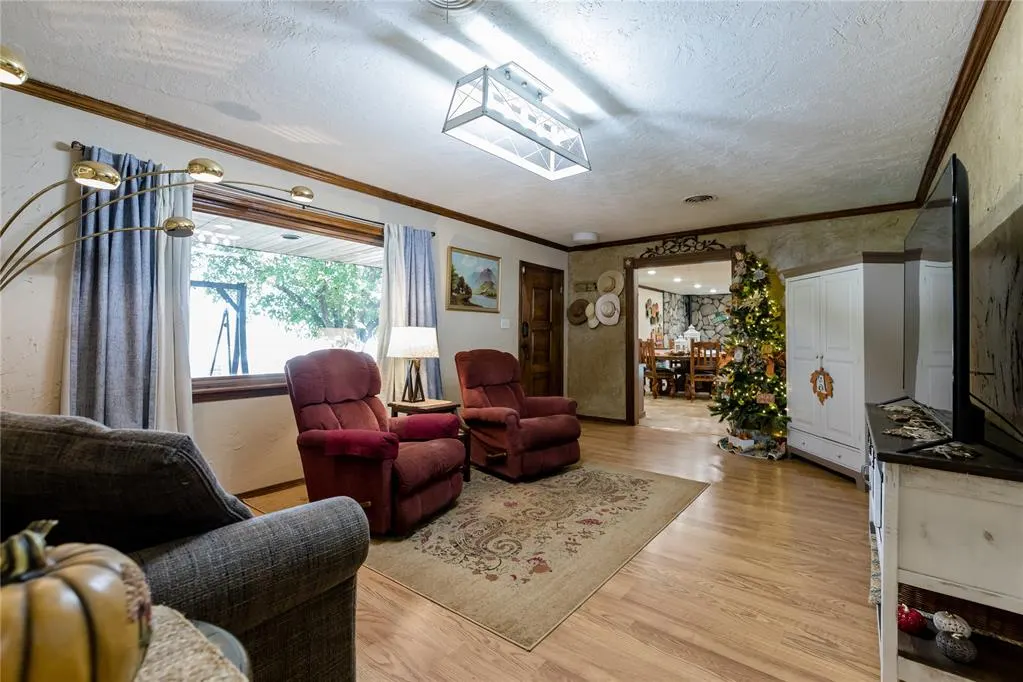 Photo 7 — 903 S Cearlock Avenue, Cheyenne, OK 73628