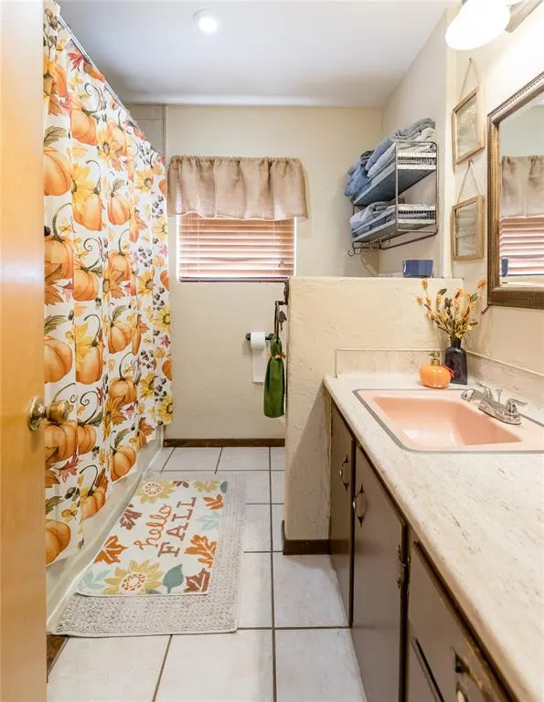 Photo 10 — 903 S Cearlock Avenue, Cheyenne, OK 73628