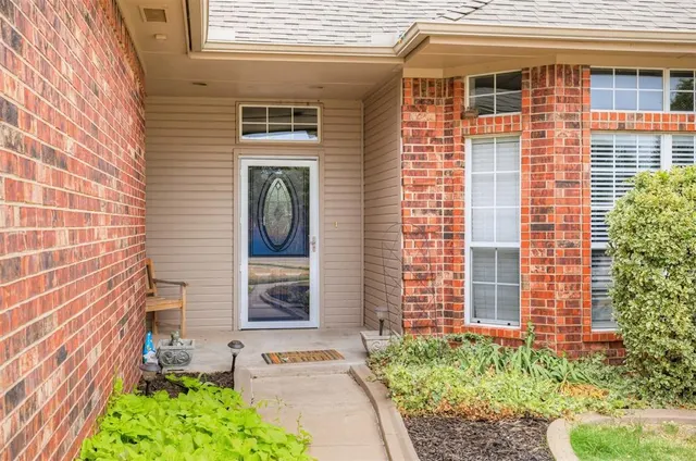 Photo 5 — 3908 Brunswick Lane, Norman, OK 73072
