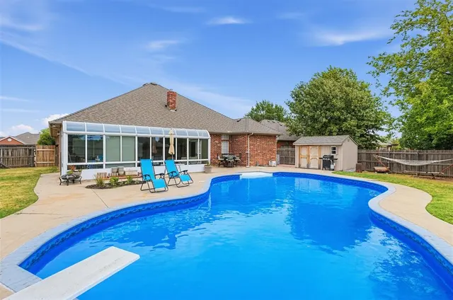 Photo 6 — 3908 Brunswick Lane, Norman, OK 73072