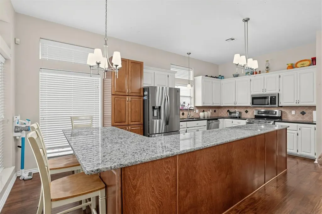 Photo 13 — 3908 Brunswick Lane, Norman, OK 73072