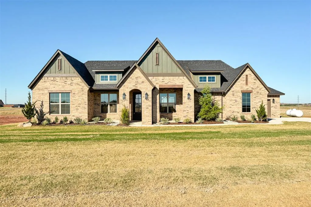 Front exterior — 5721 Red Valley Drive, Piedmont, OK 73078