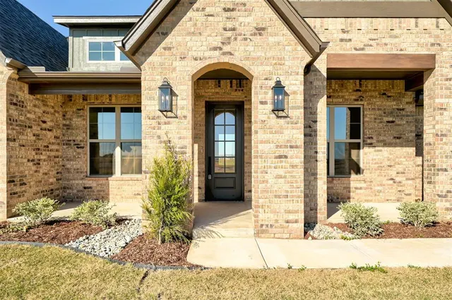 Photo 3 — 5721 Red Valley Drive, Piedmont, OK 73078