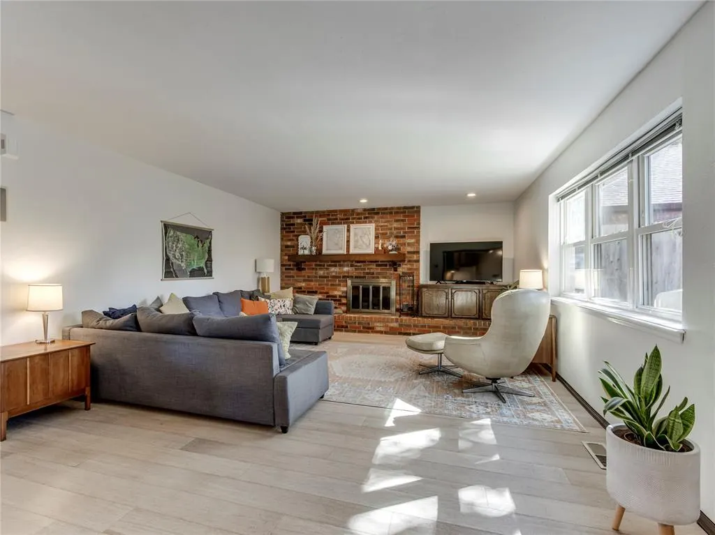 Photo 8 — 7260 Skylark Lane, Oklahoma City, OK 73162
