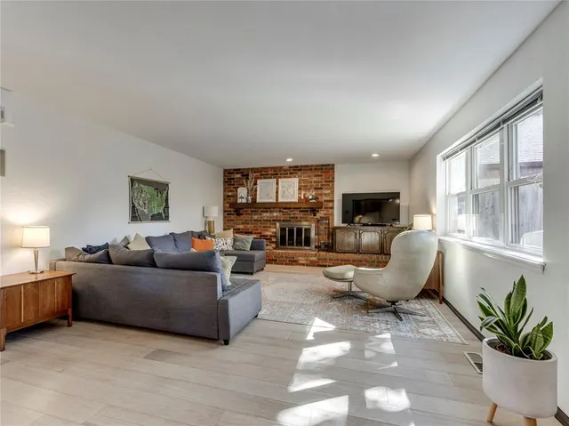 Photo 8 — 7260 Skylark Lane, Oklahoma City, OK 73162