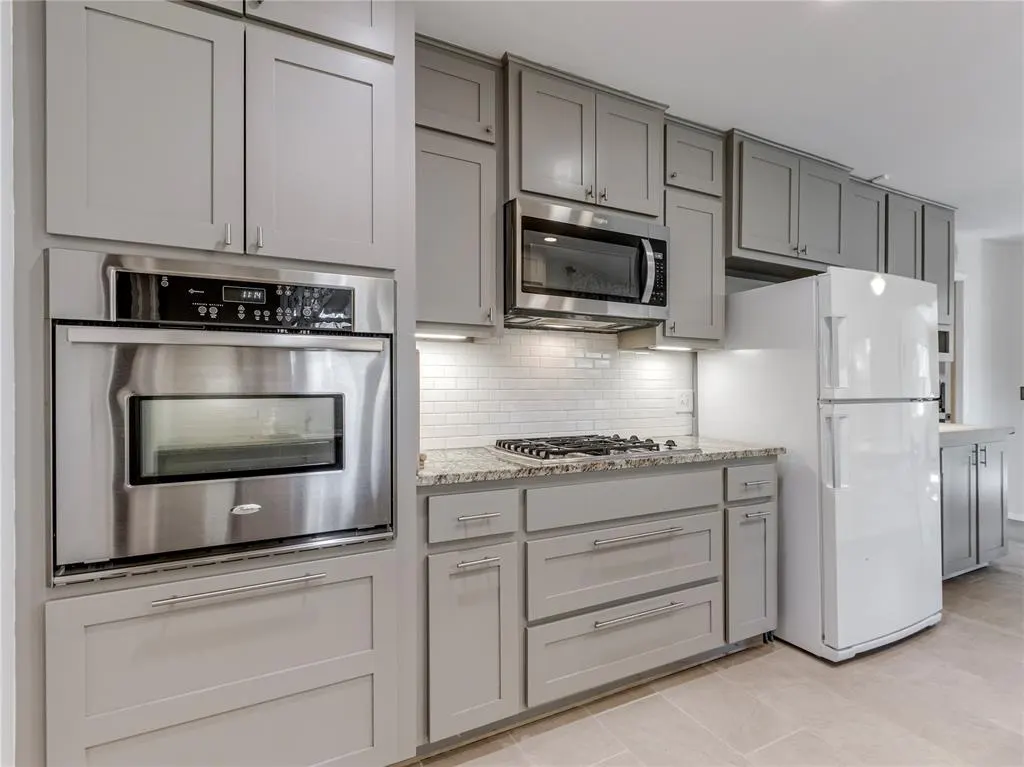 Photo 14 — 7260 Skylark Lane, Oklahoma City, OK 73162