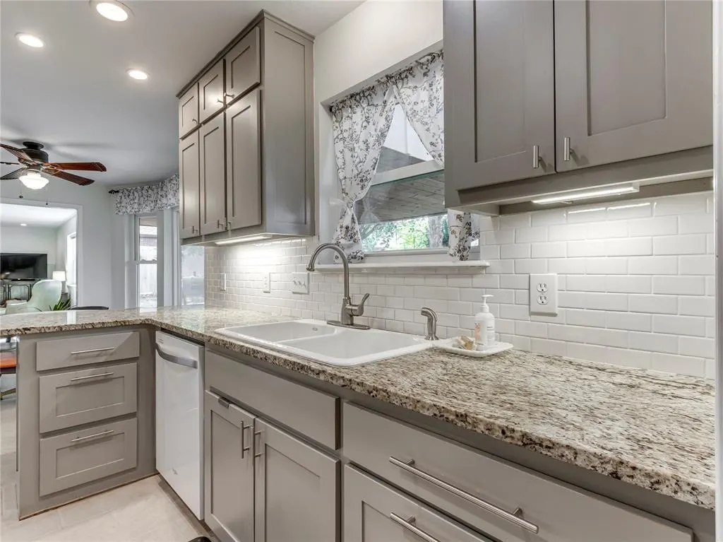 Photo 15 — 7260 Skylark Lane, Oklahoma City, OK 73162
