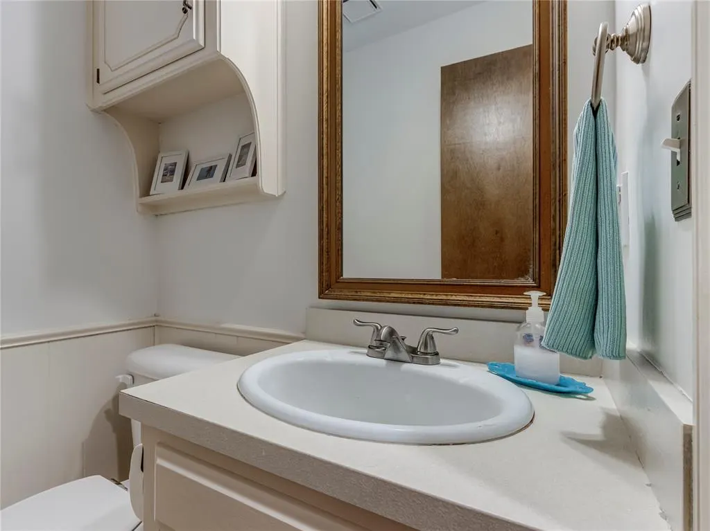 Photo 27 — 7260 Skylark Lane, Oklahoma City, OK 73162