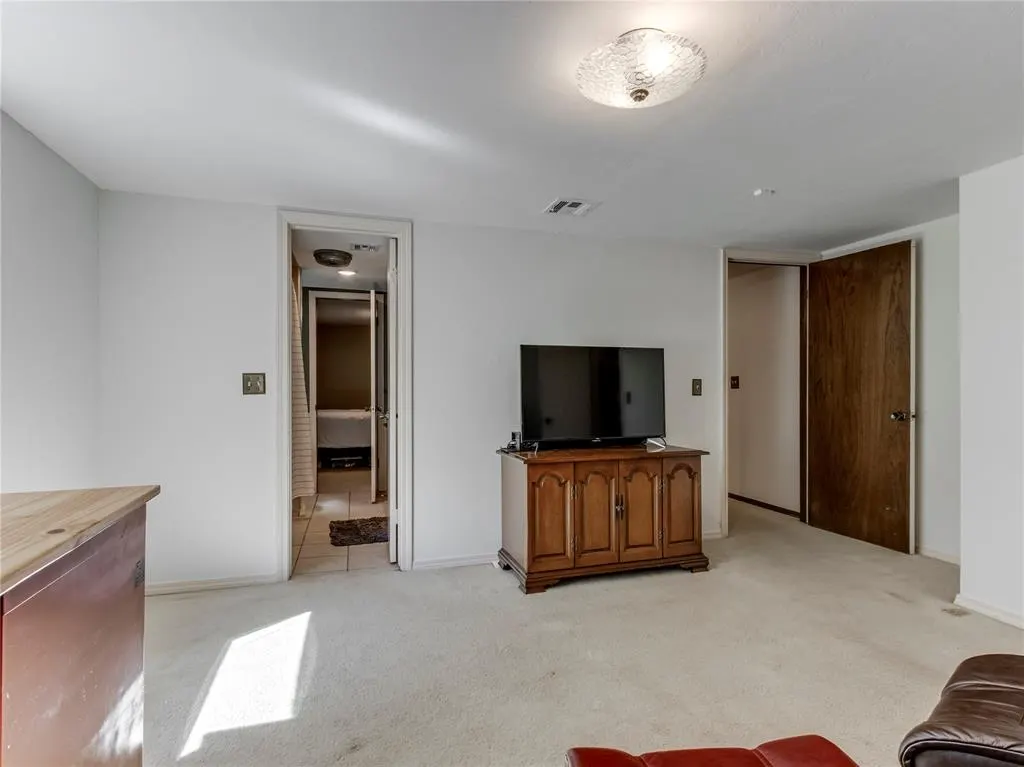 Photo 30 — 7260 Skylark Lane, Oklahoma City, OK 73162
