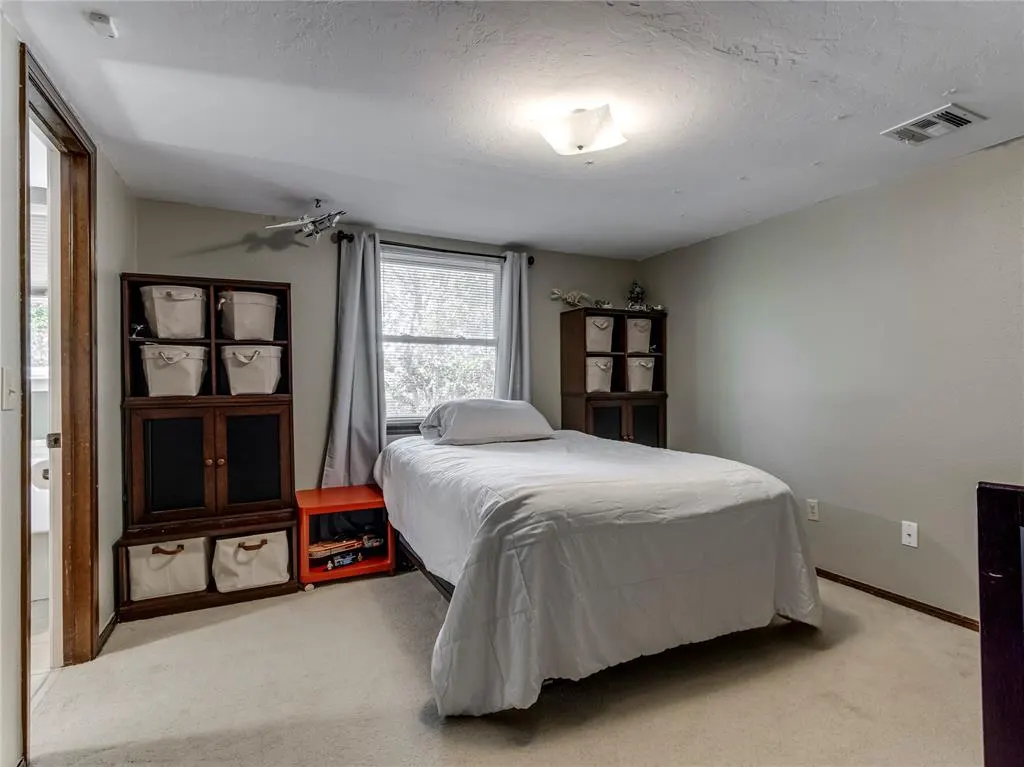 Photo 33 — 7260 Skylark Lane, Oklahoma City, OK 73162