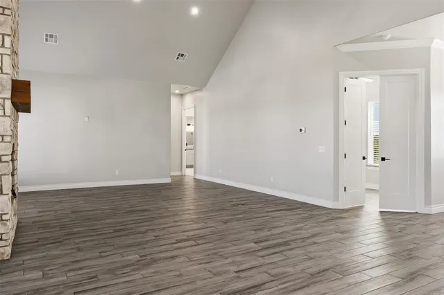 Photo 6 — 11825 SW 114th Circle, Mustang, OK 73064
