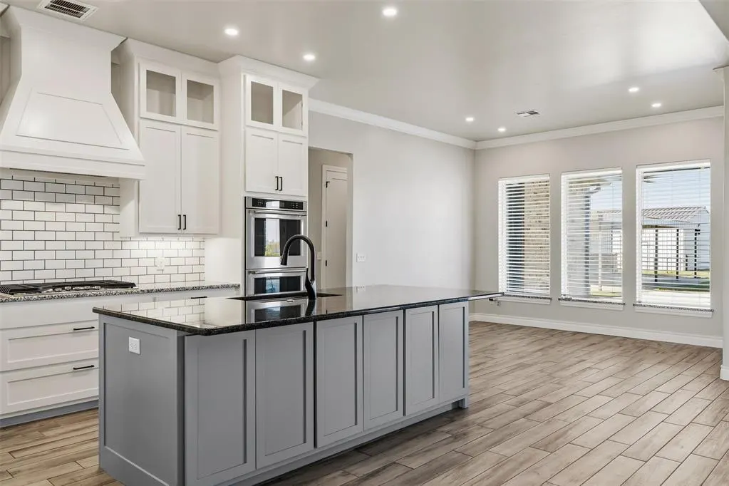 Photo 12 — 11825 SW 114th Circle, Mustang, OK 73064