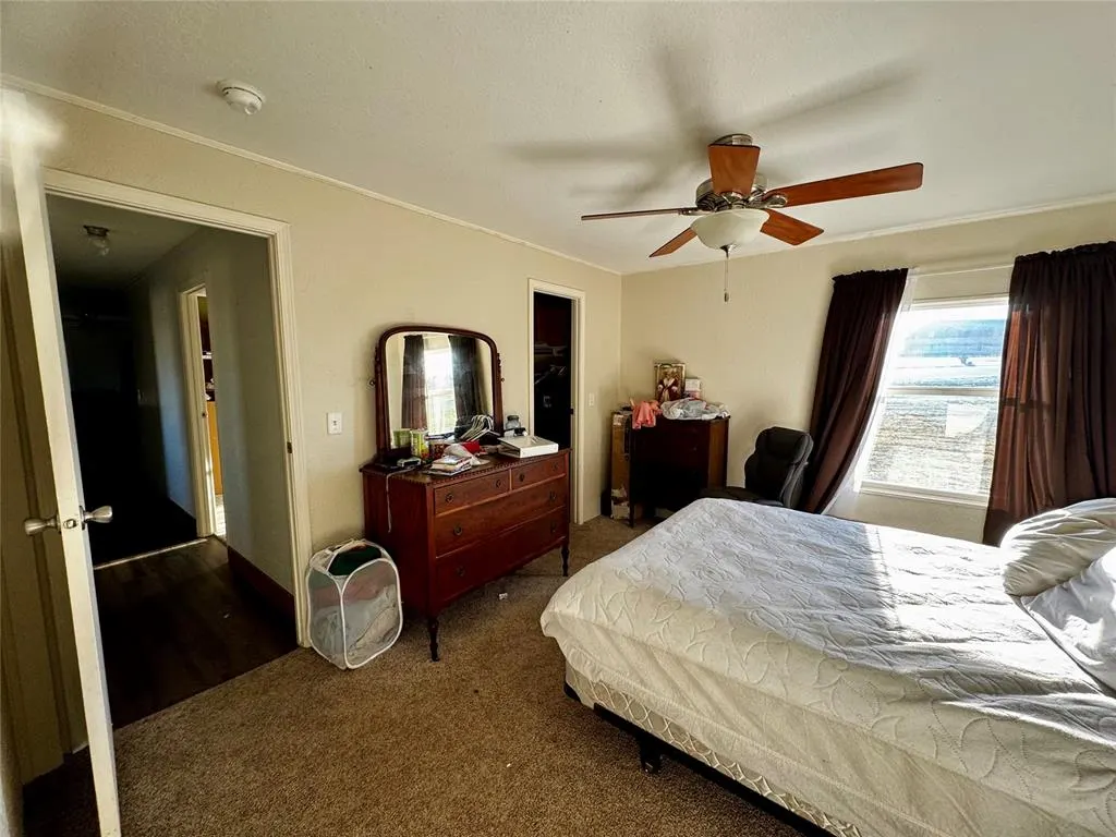 Photo 5 — 260 S Schley Avenue, Leedey, OK 73654